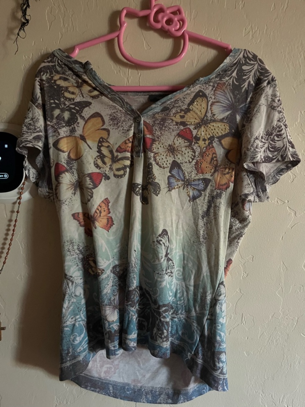 Butterfly Print Women’s V-Neck Top in Multicolor 2000s